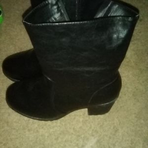 Forever 1 103/2 inch heeled boots